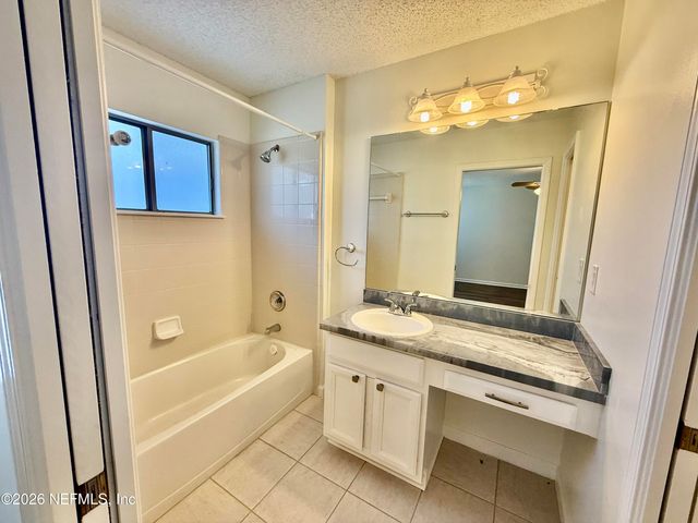 616 FALLEN TIMBERS Drive, Orange Park, FL 32073