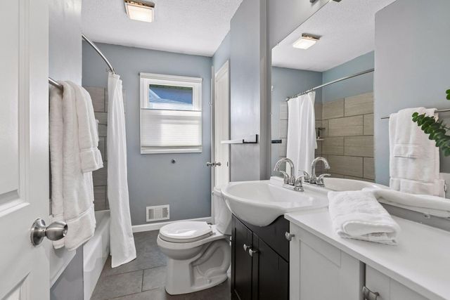 740 Jefferson Street NE, Minneapolis, MN 55413