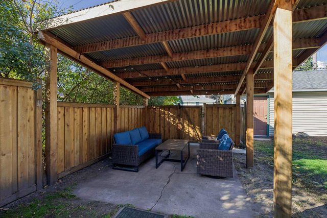 740 Jefferson Street NE, Minneapolis, MN 55413