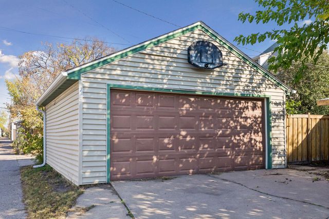 740 Jefferson Street NE, Minneapolis, MN 55413