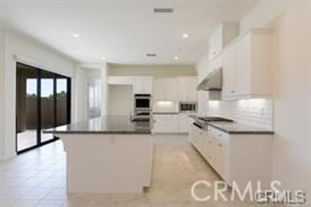 55 Mesa Verde, Lake Forest, CA 92630
