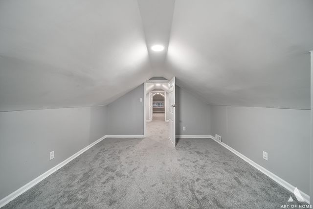 7141 S Artesian Avenue, Chicago, IL 60629