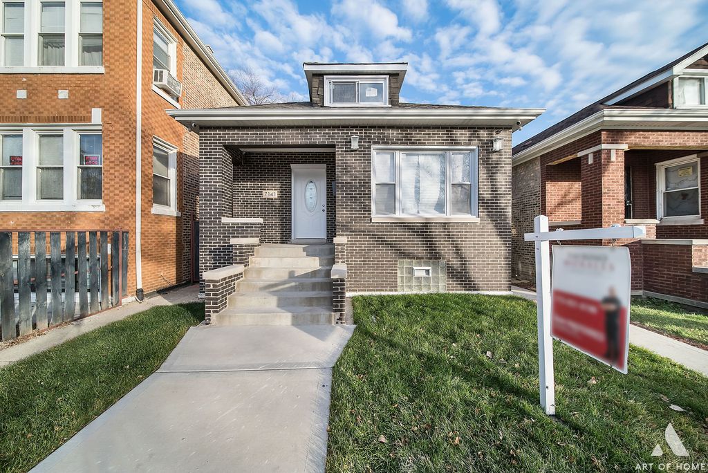7141 S Artesian Avenue, Chicago, IL 60629