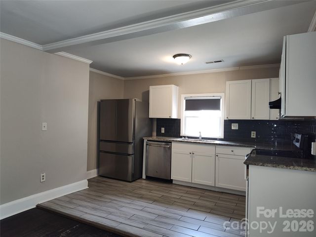 1405 Shamrock Drive, Charlotte, NC 28205