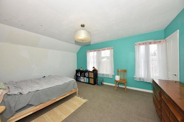 2414 N Weil STREET, Milwaukee, WI 53212