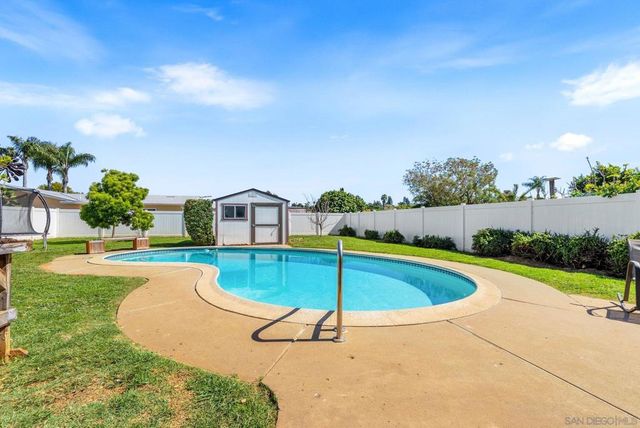 431 Richland Rd, San Marcos, CA 92069