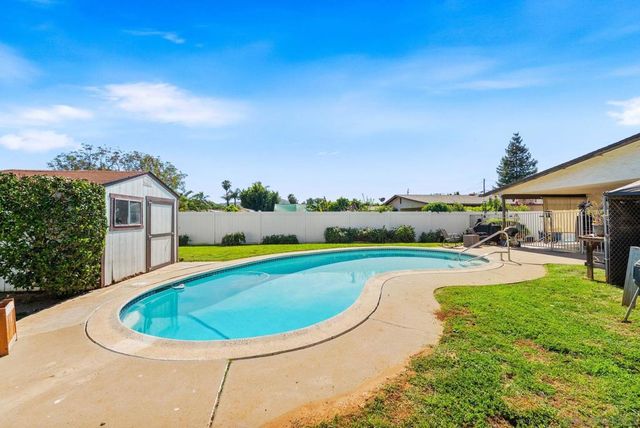 431 Richland Rd, San Marcos, CA 92069