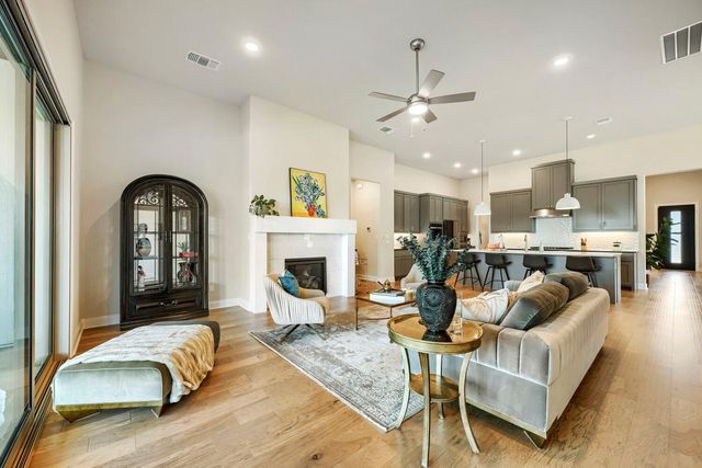 342 Bridge Water LOOP, Dripping Springs, TX 78620