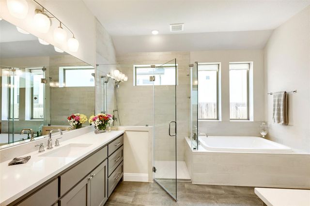 342 Bridge Water LOOP, Dripping Springs, TX 78620