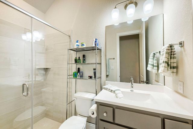 342 Bridge Water LOOP, Dripping Springs, TX 78620