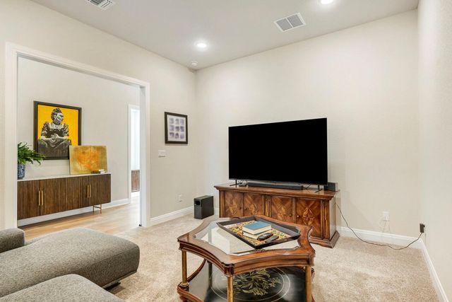 342 Bridge Water LOOP, Dripping Springs, TX 78620