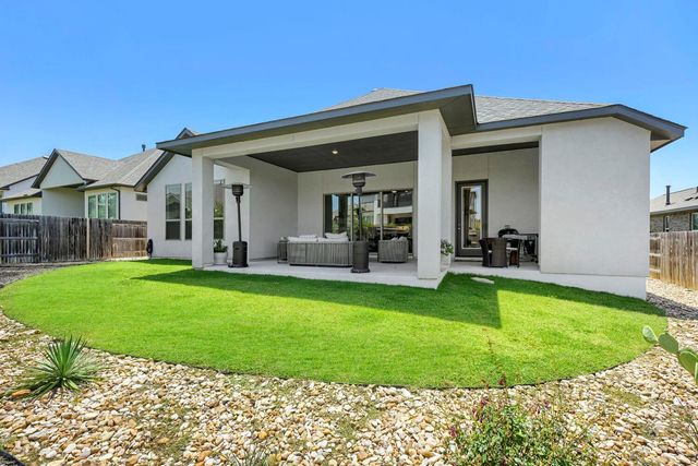 342 Bridge Water LOOP, Dripping Springs, TX 78620