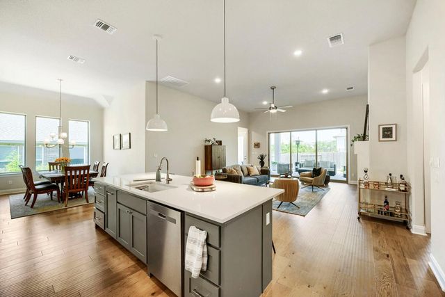 342 Bridge Water LOOP, Dripping Springs, TX 78620