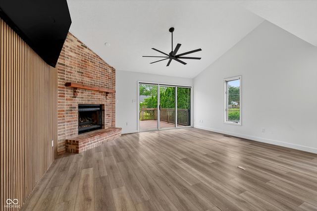 8425 Carthay Circle, Fishers, IN 46038
