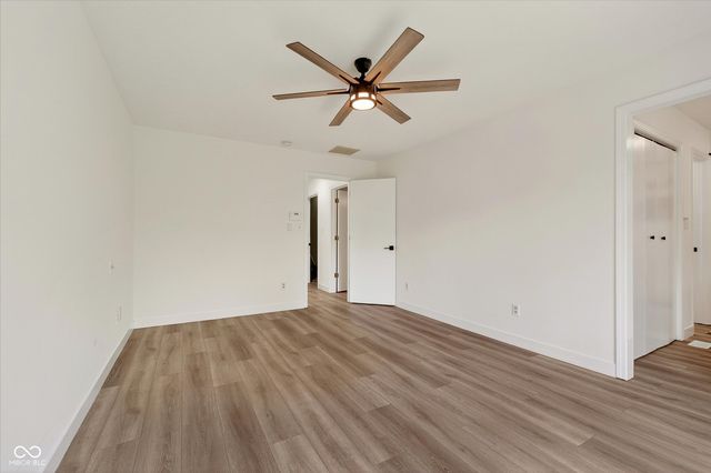8425 Carthay Circle, Fishers, IN 46038