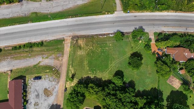 4528 Rolling Hills Drive, Fort Worth, TX 76119