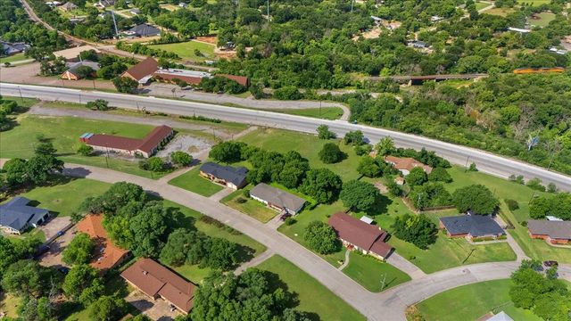 4528 Rolling Hills Drive, Fort Worth, TX 76119