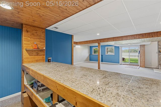 450 W Drahner Road, Oxford Village, MI 48371