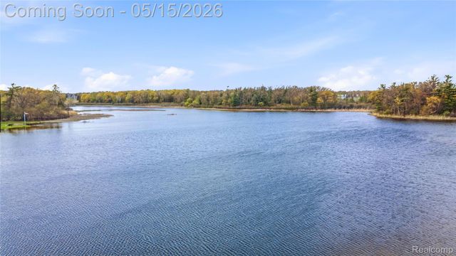 450 W Drahner Road, Oxford Village, MI 48371