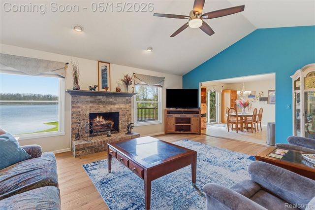 450 W Drahner Road, Oxford Village, MI 48371