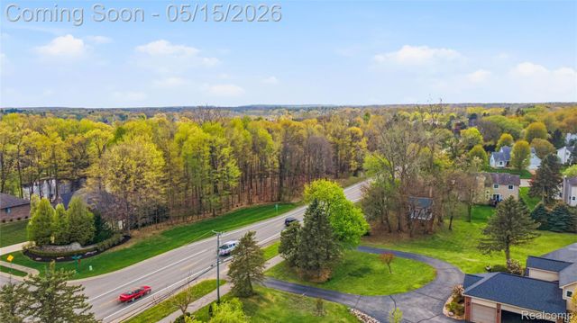 450 W Drahner Road, Oxford Village, MI 48371