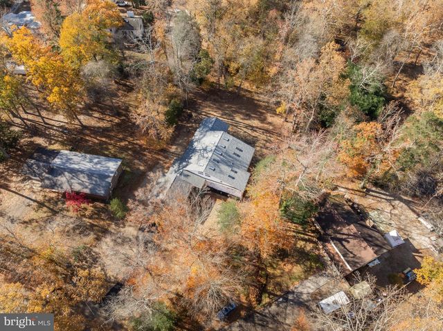 17 W DELAWARE TRL, Medford, NJ 08055