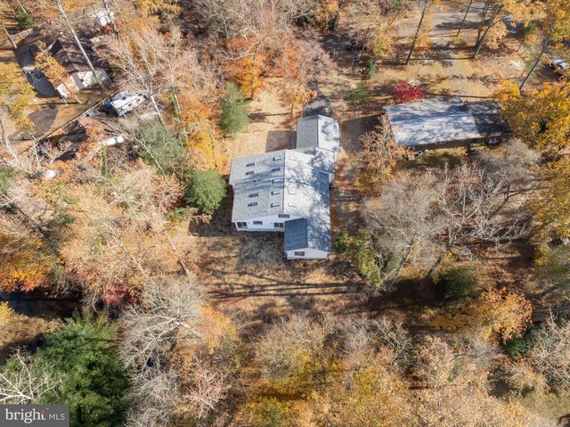 17 W DELAWARE TRL, Medford, NJ 08055