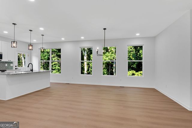 3402 Ashford Loop, Ellenwood, GA 30294