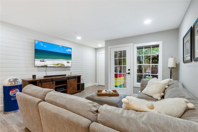 7424 VISTA WAY 104, Bradenton, FL 34202