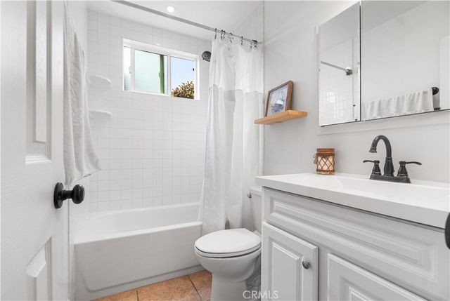 3045 E Theresa 1, Long Beach, CA 90814