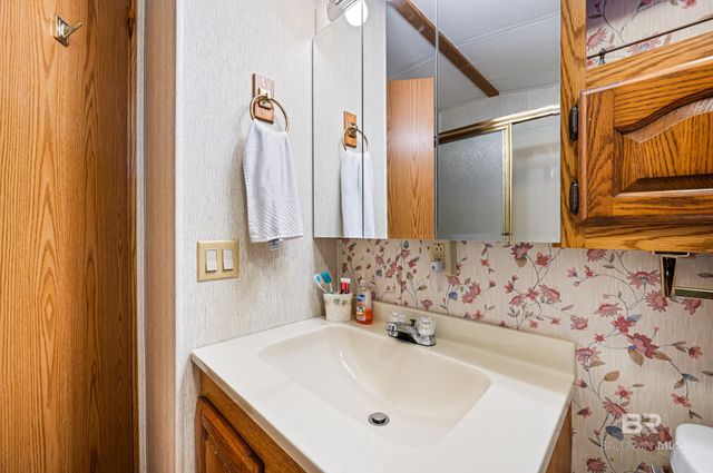 40 Buena Vista Drive, Lillian, AL 36549