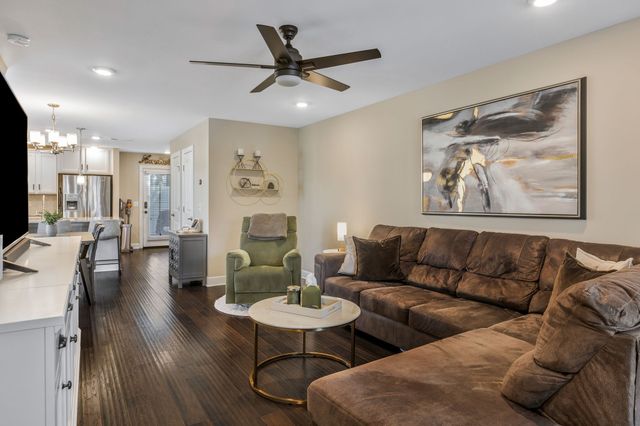 1100 Lilly Valley Way, Nashville, TN 37209