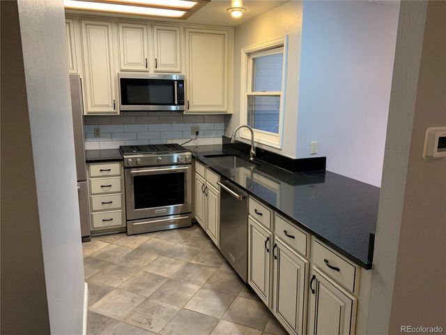 6418 S Hudson Street, Centennial, CO 80121