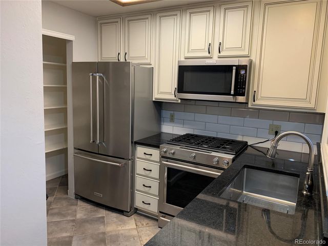 6418 S Hudson Street, Centennial, CO 80121