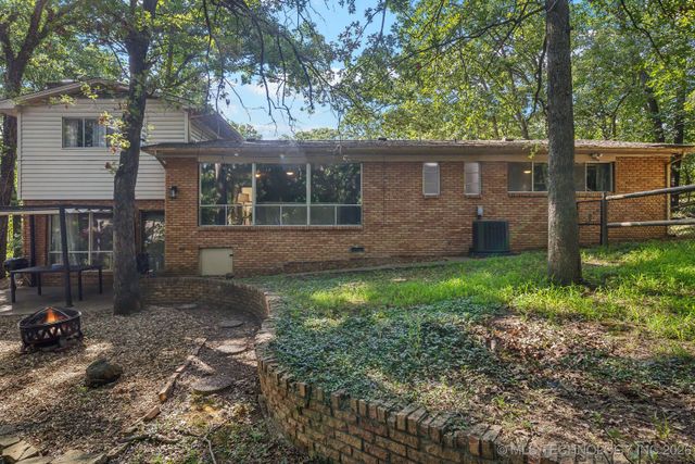 1408 Rockdale Road, Bartlesville, OK 74006