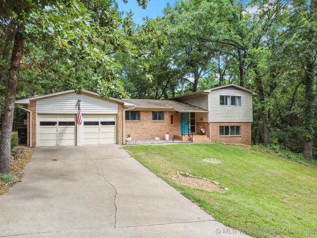 1408 Rockdale Road, Bartlesville, OK 74006