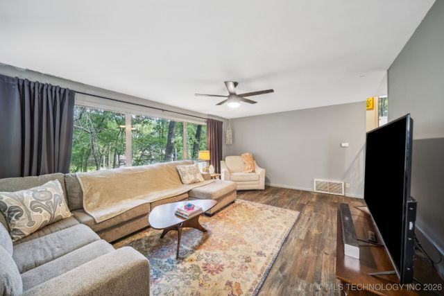 1408 Rockdale Road, Bartlesville, OK 74006