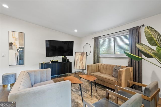 2316 Dorsey Avenue, East Point, GA 30344