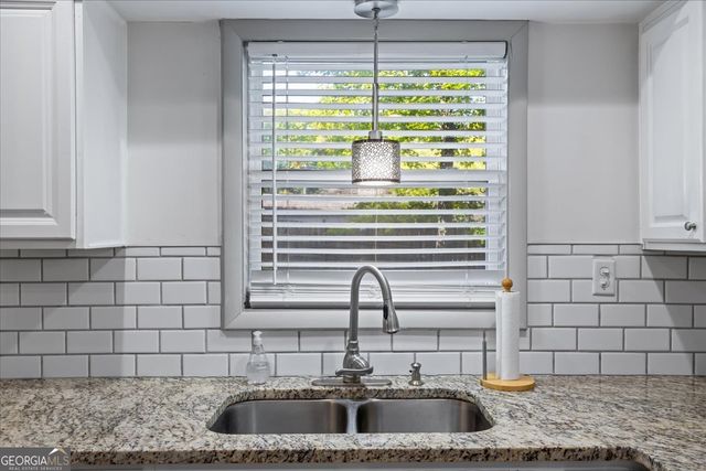 2316 Dorsey Avenue, East Point, GA 30344