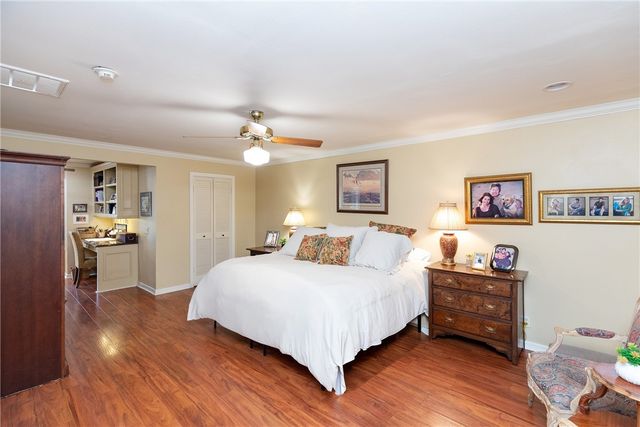 414 Barracuda Pl, Corpus Christi, TX 78411