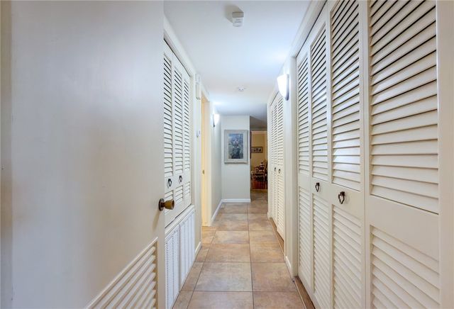 414 Barracuda Pl, Corpus Christi, TX 78411
