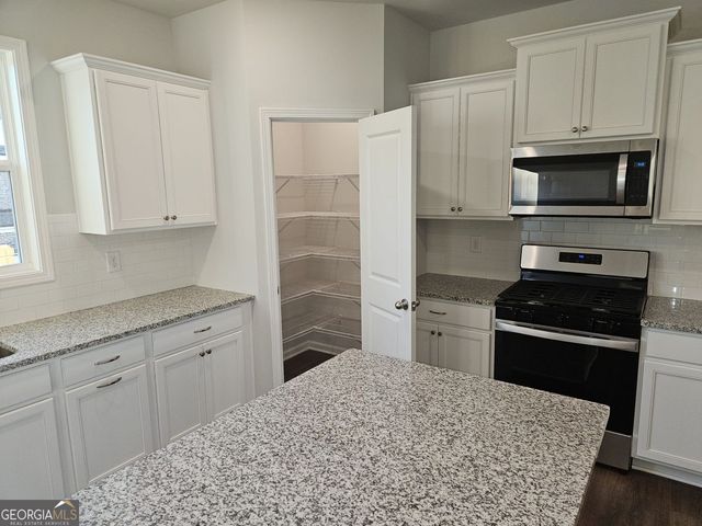 1574 Gin Blossom Circle, Lawrenceville, GA 30045