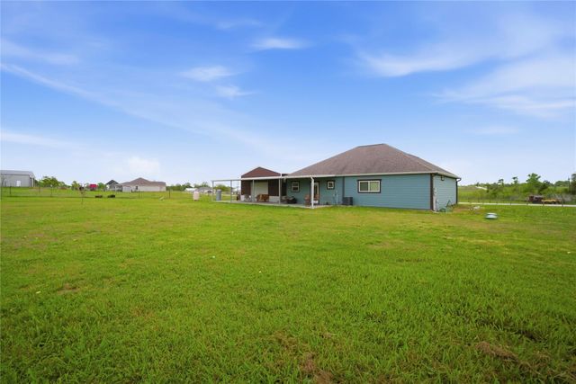5037 Horseshoe Drive, Anderson, TX 77830