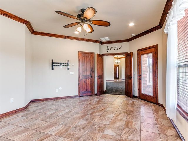 16956 Fox Trot Court, Choctaw, OK 73020