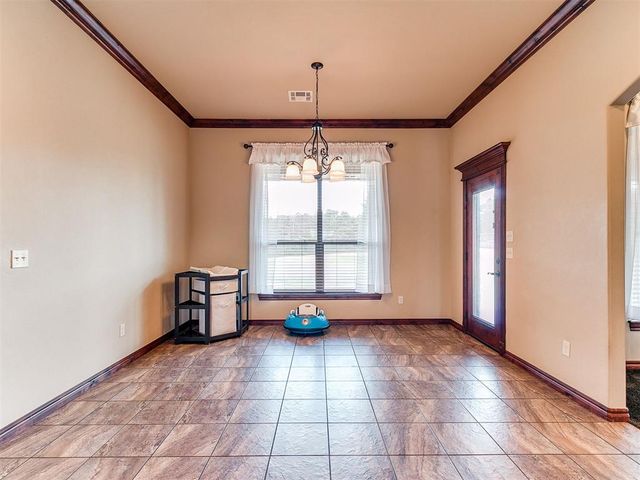 16956 Fox Trot Court, Choctaw, OK 73020