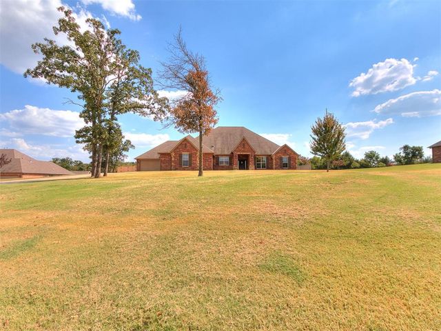 16956 Fox Trot Court, Choctaw, OK 73020