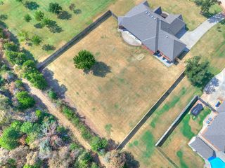 16956 Fox Trot Court, Choctaw, OK 73020