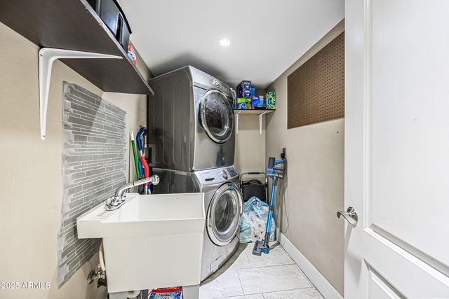 7940 E CAMELBACK Road 411, Scottsdale, AZ 85251