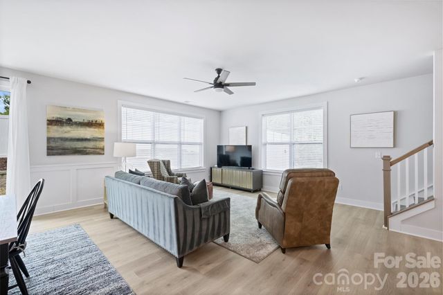 1517 Falcon Street, Charlotte, NC 28211