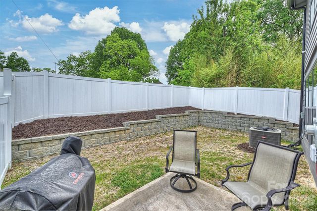 1517 Falcon Street, Charlotte, NC 28211